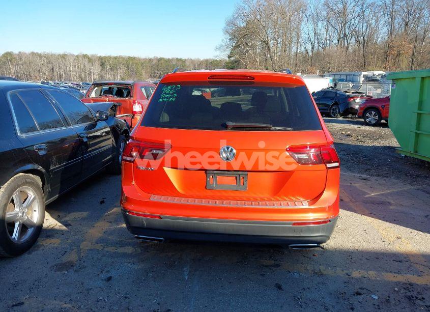 Photo 16 of 2019 Volkswagen Tiguan 2.0T S (VIN 3VV1B7AX1KM077044)
