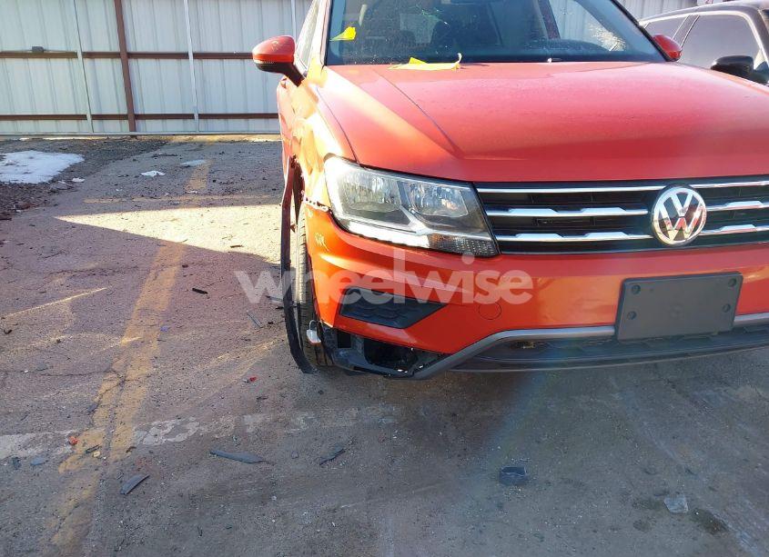 Photo 17 of 2019 Volkswagen Tiguan 2.0T S (VIN 3VV1B7AX1KM077044)