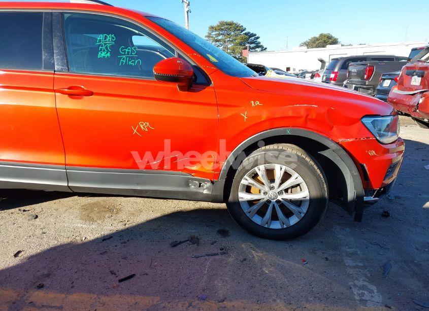 Photo 18 of 2019 Volkswagen Tiguan 2.0T S (VIN 3VV1B7AX1KM077044)