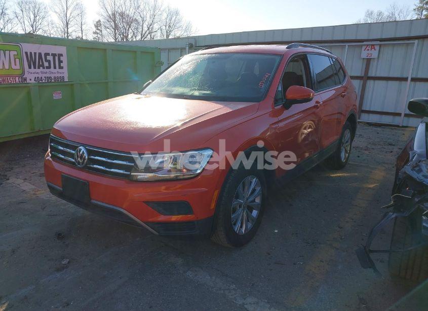 Photo 2 of 2019 Volkswagen Tiguan 2.0T S (VIN 3VV1B7AX1KM077044)