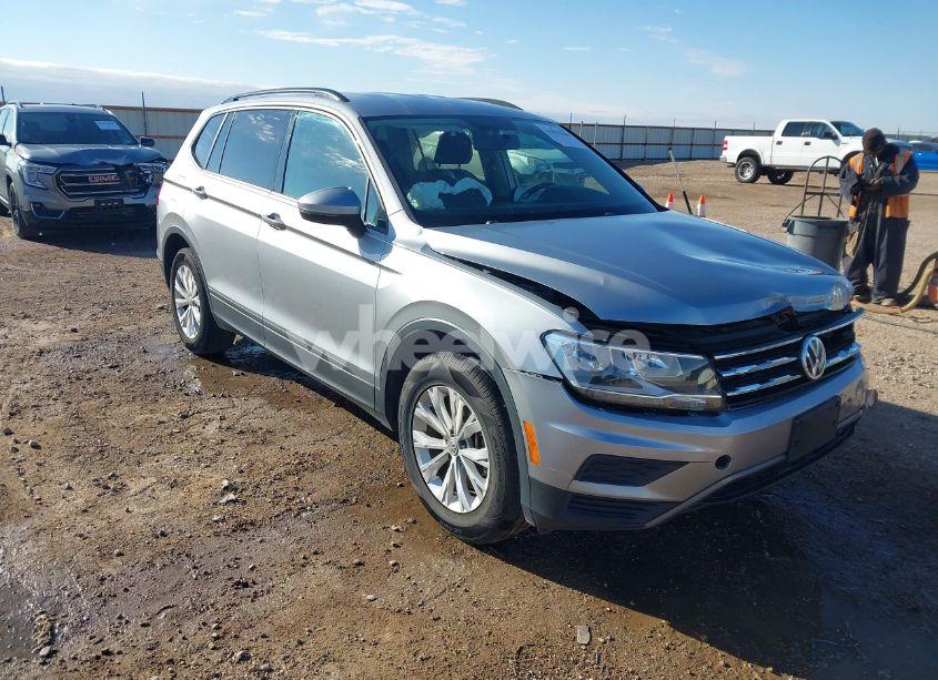 2019 Volkswagen Tiguan 2.0T S (VIN 3VV1B7AX1KM163017) main photo