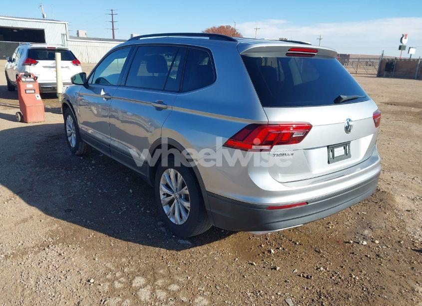 Photo 3 of 2019 Volkswagen Tiguan 2.0T S (VIN 3VV1B7AX1KM163017)