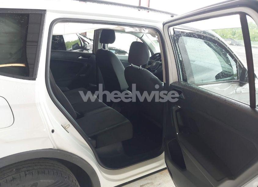 Photo 8 of 2020 Volkswagen Tiguan 2.0T S (VIN 3VV1B7AX1LM110352)