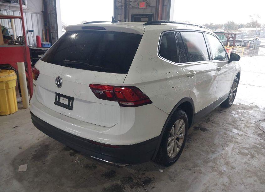 Photo 4 of 2020 Volkswagen Tiguan 2.0T S (VIN 3VV1B7AX1LM141147)