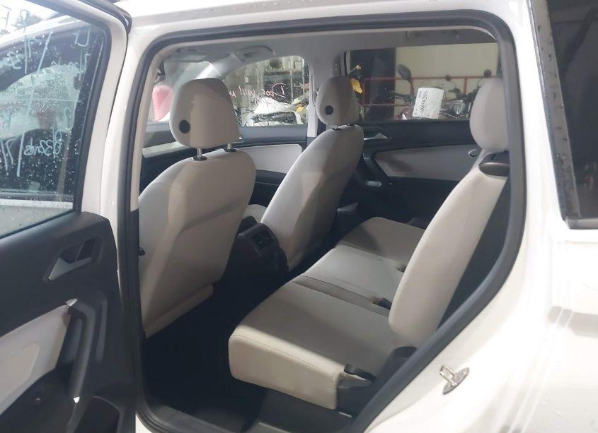 Photo 8 of 2020 Volkswagen Tiguan 2.0T S (VIN 3VV1B7AX1LM141147)