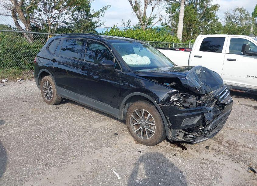 2021 Volkswagen Tiguan S (VIN 3VV1B7AX1MM054351) main photo