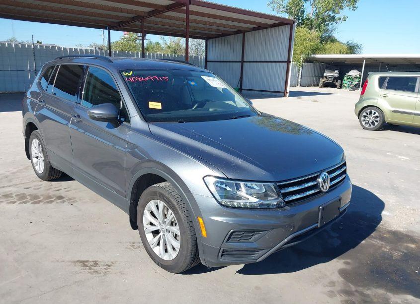 2020 Volkswagen Tiguan 2.0T S (VIN 3VV1B7AX2LM127452) main photo