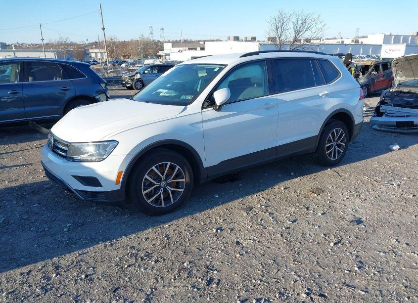 Photo 2 of 2021 Volkswagen Tiguan 2.0T S (VIN 3VV1B7AX2MM011928)