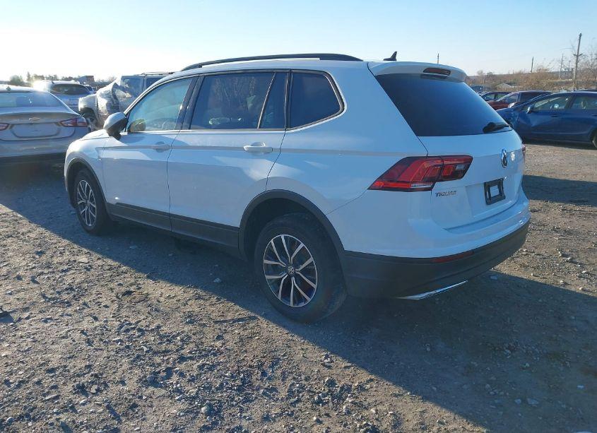 Photo 3 of 2021 Volkswagen Tiguan 2.0T S (VIN 3VV1B7AX2MM011928)