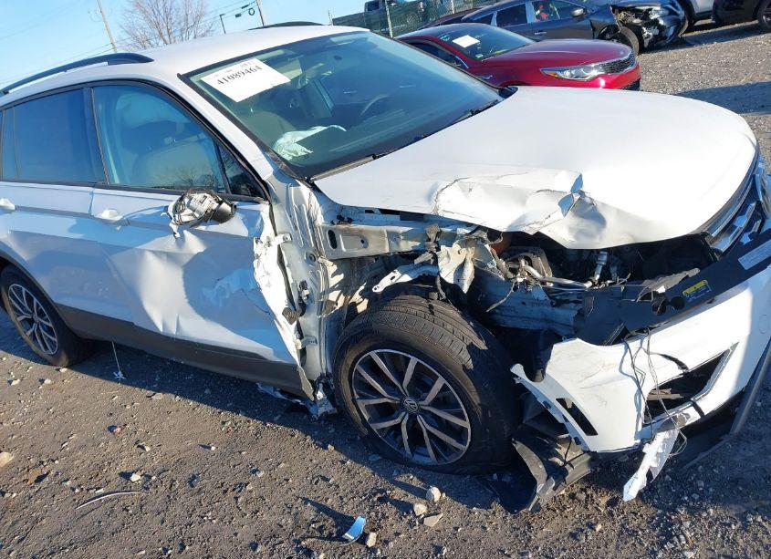 Photo 6 of 2021 Volkswagen Tiguan 2.0T S (VIN 3VV1B7AX2MM011928)