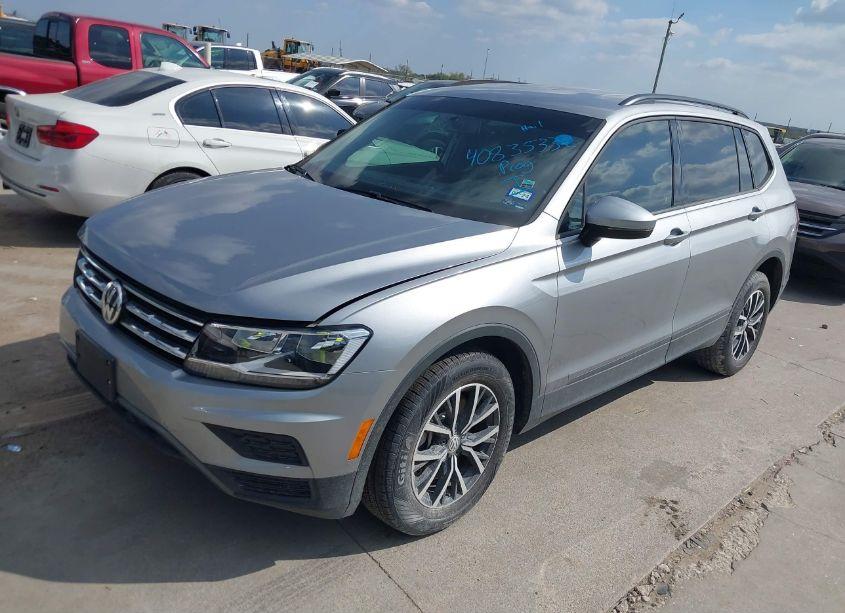 Photo 2 of 2021 Volkswagen Tiguan 2.0T S (VIN 3VV1B7AX2MM018698)