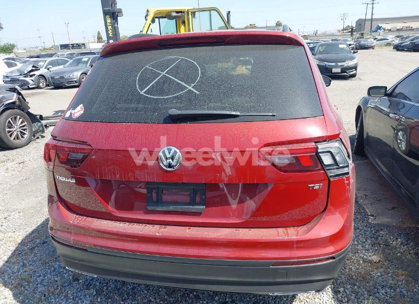 Photo 16 of 2018 Volkswagen Tiguan 2.0T S (VIN 3VV1B7AX3JM128705)