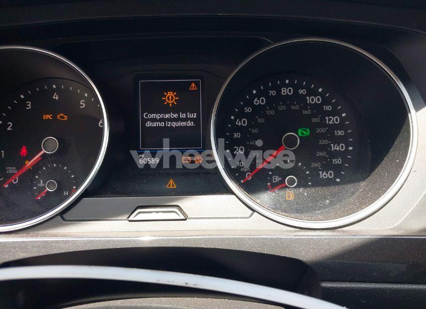 Photo 7 of 2018 Volkswagen Tiguan 2.0T S (VIN 3VV1B7AX3JM128705)