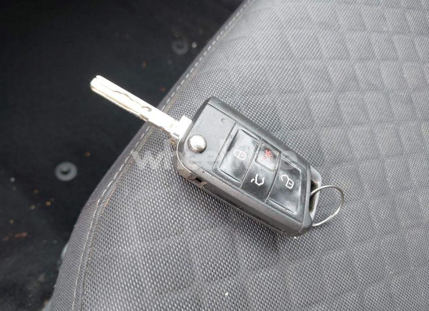 Photo 11 of 2019 Volkswagen Tiguan 2.0T S (VIN 3VV1B7AX3KM047494)