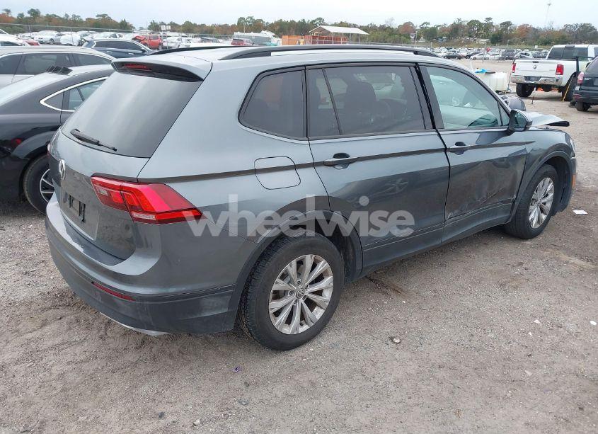 Photo 4 of 2019 Volkswagen Tiguan 2.0T S (VIN 3VV1B7AX3KM047494)