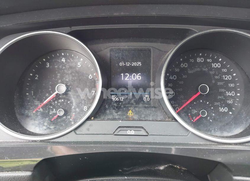 Photo 7 of 2019 Volkswagen Tiguan 2.0T S (VIN 3VV1B7AX3KM047494)