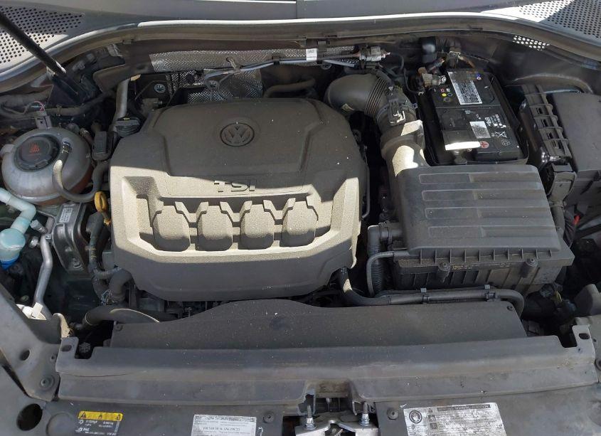 Photo 10 of 2019 Volkswagen Tiguan 2.0T S (VIN 3VV1B7AX3KM111646)