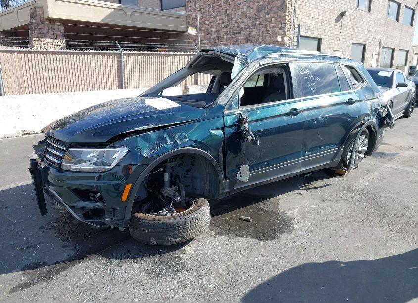 Photo 2 of 2019 Volkswagen Tiguan 2.0T S (VIN 3VV1B7AX3KM111646)