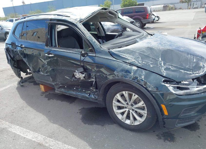 Photo 6 of 2019 Volkswagen Tiguan 2.0T S (VIN 3VV1B7AX3KM111646)