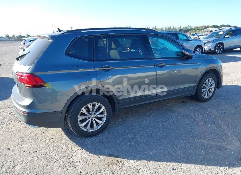 Photo 4 of 2020 Volkswagen Tiguan 2.0T S (VIN 3VV1B7AX3LM109204)