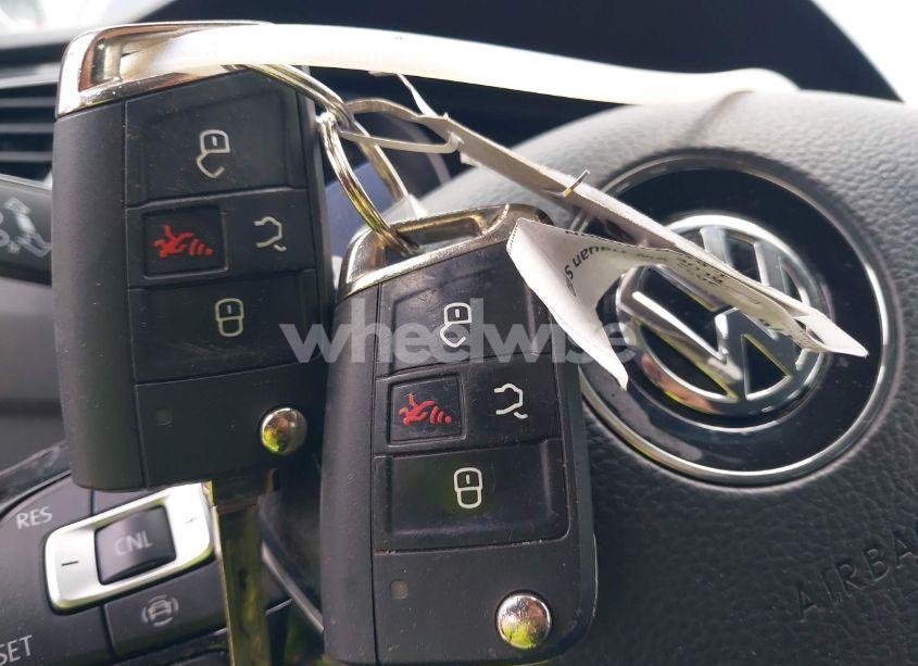 Photo 11 of 2021 Volkswagen Tiguan 2.0T S (VIN 3VV1B7AX3MM150773)