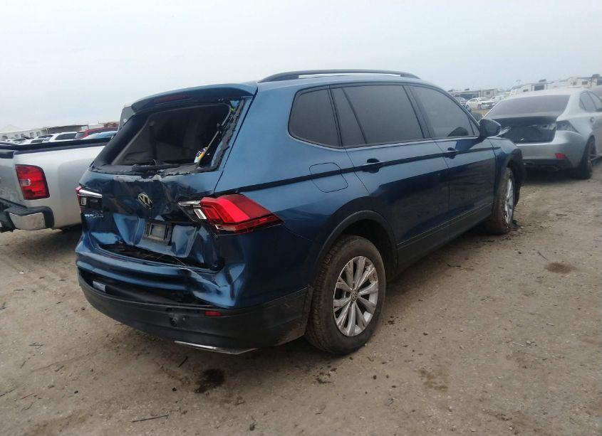 Photo 4 of 2018 Volkswagen Tiguan 2.0T S (VIN 3VV1B7AX4JM035319)