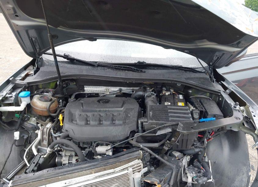 Photo 10 of 2018 Volkswagen Tiguan 2.0T S (VIN 3VV1B7AX4JM198777)