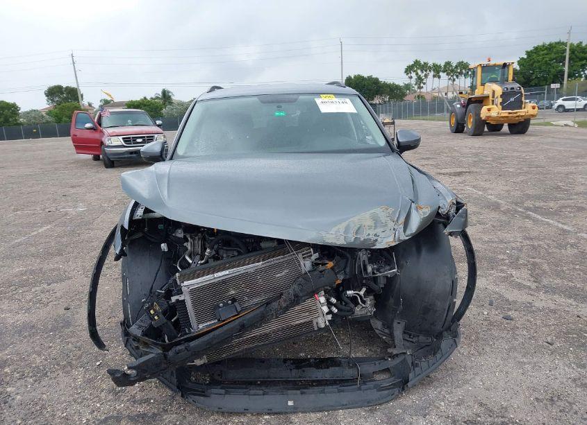 Photo 13 of 2018 Volkswagen Tiguan 2.0T S (VIN 3VV1B7AX4JM198777)