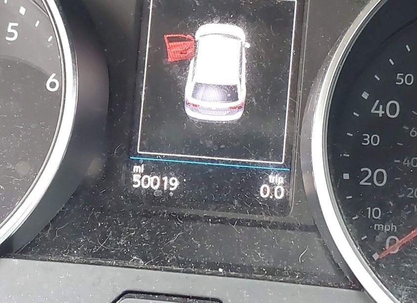 Photo 16 of 2018 Volkswagen Tiguan 2.0T S (VIN 3VV1B7AX4JM198777)