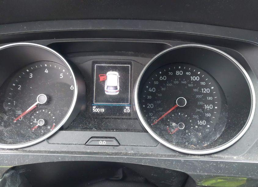 Photo 7 of 2018 Volkswagen Tiguan 2.0T S (VIN 3VV1B7AX4JM198777)