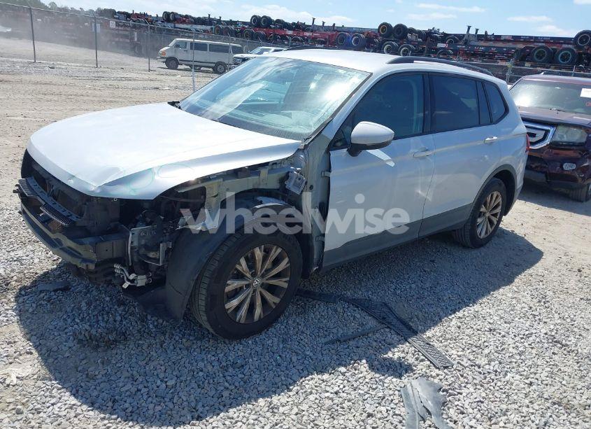 Photo 2 of 2019 Volkswagen Tiguan 2.0T S (VIN 3VV1B7AX4KM048590)