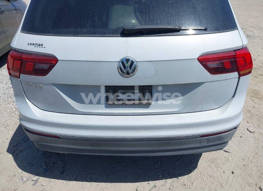 Photo 6 of 2019 Volkswagen Tiguan 2.0T S (VIN 3VV1B7AX4KM048590)
