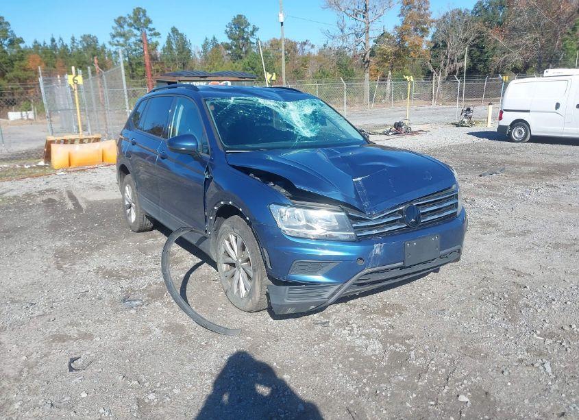 2019 Volkswagen Tiguan 2.0T S (VIN 3VV1B7AX4KM141318) main photo