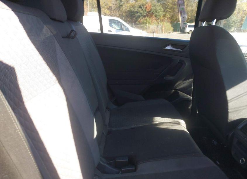 Photo 8 of 2019 Volkswagen Tiguan 2.0T S (VIN 3VV1B7AX4KM141318)