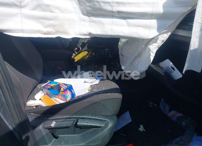 Photo 5 of 2021 Volkswagen Tiguan 2.0T S (VIN 3VV1B7AX4MM074898)