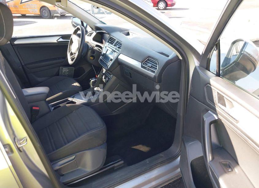 Photo 5 of 2022 Volkswagen Tiguan 2.0T S (VIN 3VV1B7AX4NM045256)