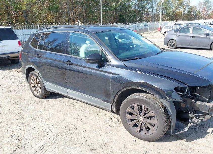 Photo 19 of 2018 Volkswagen Tiguan 2.0T S (VIN 3VV1B7AX5JM121240)