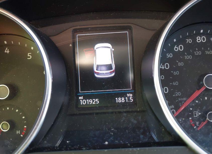 Photo 15 of 2018 Volkswagen Tiguan 2.0T S (VIN 3VV1B7AX5JM146946)
