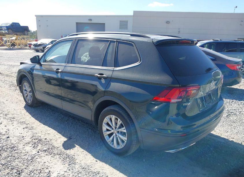 Photo 3 of 2018 Volkswagen Tiguan 2.0T S (VIN 3VV1B7AX5JM146946)