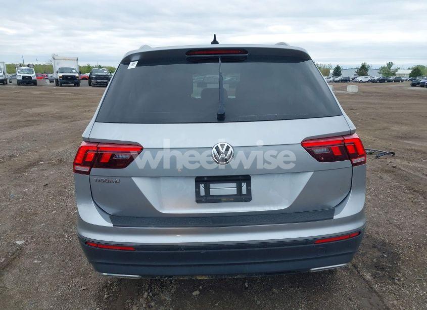 Photo 17 of 2020 Volkswagen Tiguan 2.0T S (VIN 3VV1B7AX5LM111990)