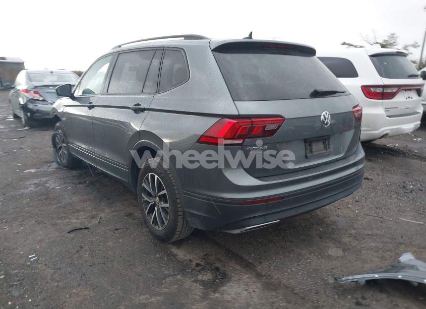 Photo 3 of 2021 Volkswagen Tiguan 2.0T S (VIN 3VV1B7AX5MM010787)