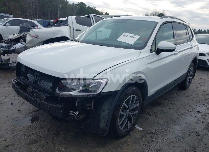 Photo 2 of 2021 Volkswagen Tiguan 2.0T S (VIN 3VV1B7AX5MM045667)