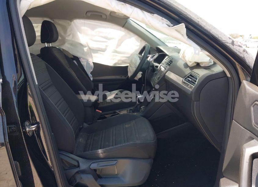 Photo 5 of 2022 Volkswagen Tiguan 2.0T S (VIN 3VV1B7AX5NM030779)