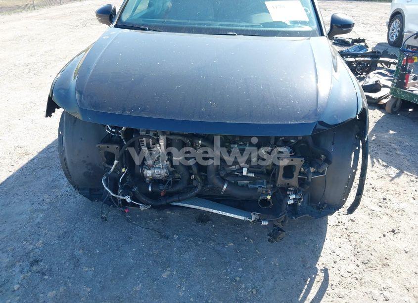 Photo 6 of 2018 Volkswagen Tiguan 2.0T S (VIN 3VV1B7AX6JM036407)