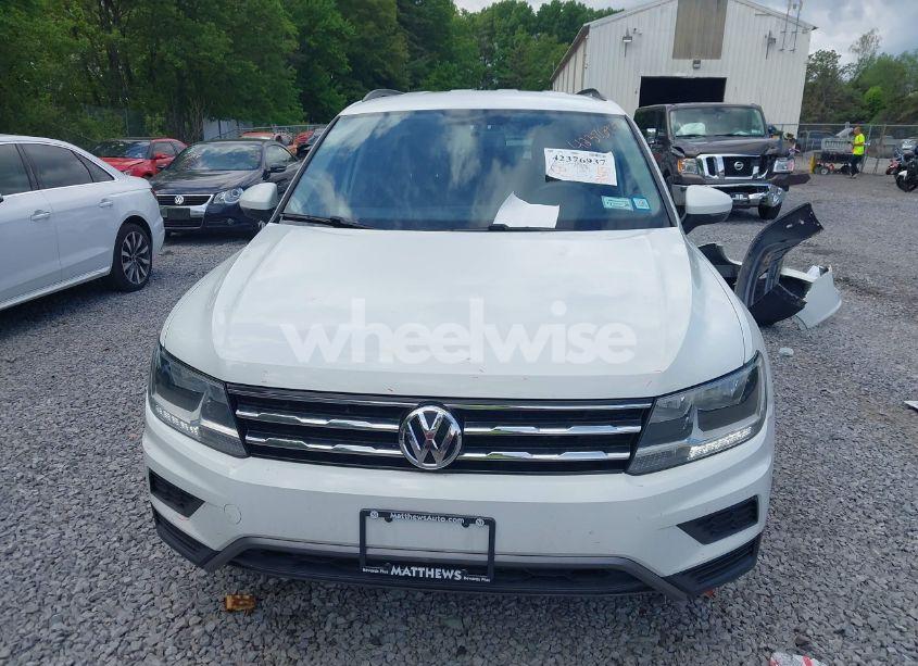 Photo 13 of 2018 Volkswagen Tiguan 2.0T S (VIN 3VV1B7AX6JM052719)