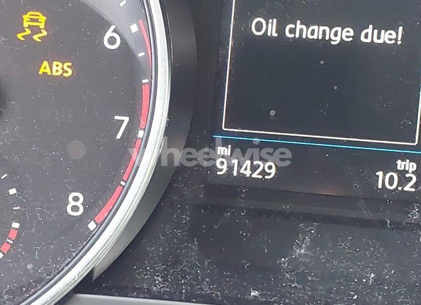 Photo 7 of 2018 Volkswagen Tiguan 2.0T S (VIN 3VV1B7AX6JM052719)