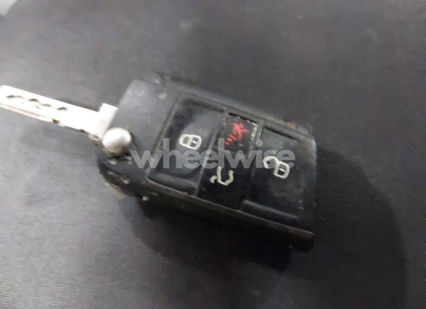 Photo 11 of 2018 Volkswagen Tiguan 2.0T S (VIN 3VV1B7AX6JM081850)