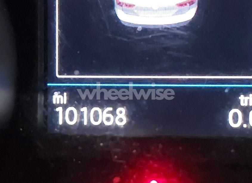 Photo 15 of 2018 Volkswagen Tiguan 2.0T S (VIN 3VV1B7AX6JM081850)