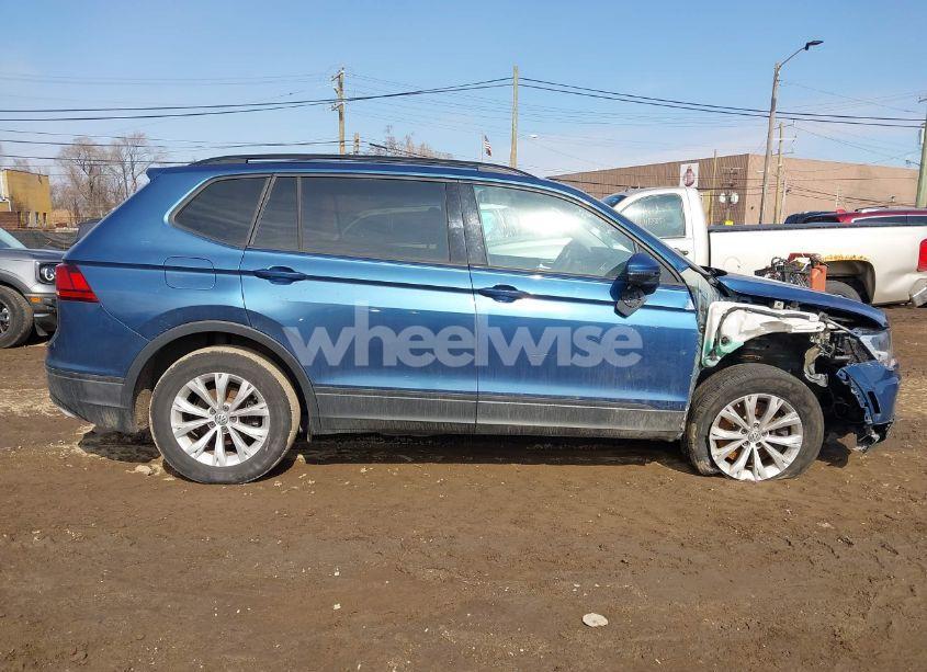 Photo 13 of 2018 Volkswagen Tiguan 2.0T S (VIN 3VV1B7AX6JM108786)