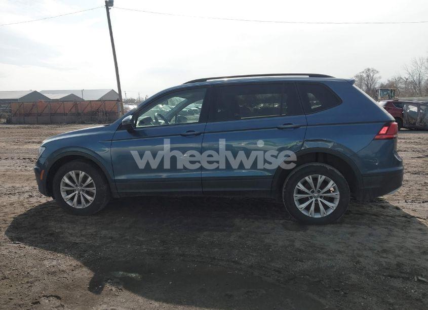 Photo 14 of 2018 Volkswagen Tiguan 2.0T S (VIN 3VV1B7AX6JM108786)